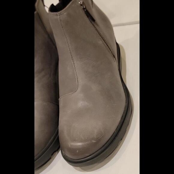 Woman's Boots SOREL Evie™ II Zip Quarry, Grill Color Waterproof Size 9 - Picture 9 of 15